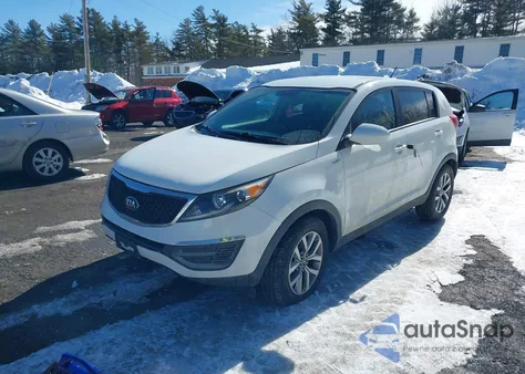2016 Kia Sportage Lx z USA, uszkodzony, nr VIN KNDPBCAC1G7849364